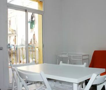 Carrer de Vistalegre, Barcelona, Catalonia 08001 - Photo 1