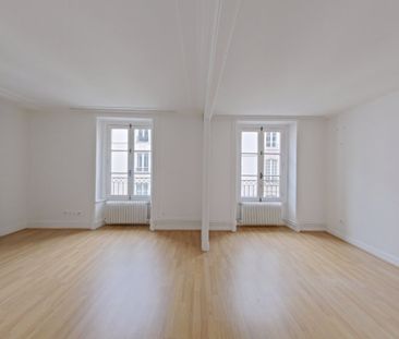 APPARTEMENT T3 A LOUER - PARIS 1ER ARRONDISSEMENT - 64.19 m - 2 437 € - Photo 4