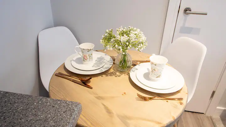 2 bedroom serviced apartment to rent - Photo 4