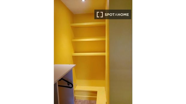 Room for rent in 3-bedroom house in Dublin, - Photo 1