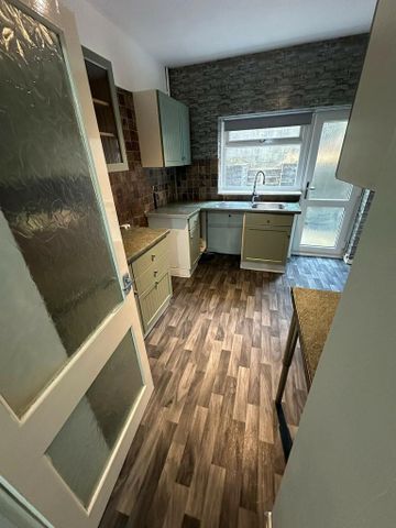 2 bedroom terraced house to rent - Photo 5