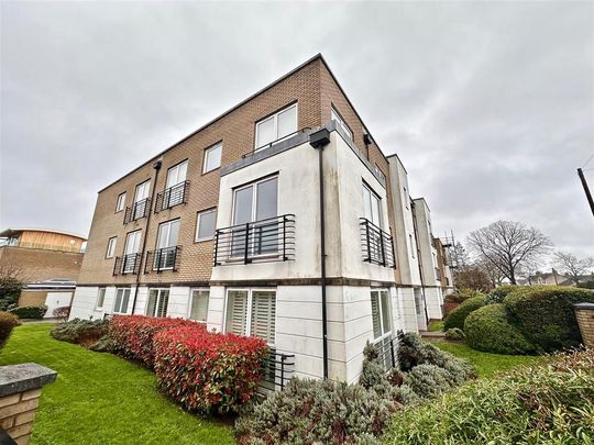 2 bedroom flat to rent - Photo 1