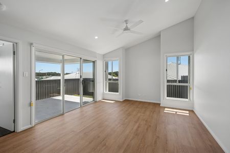 36a Acton Street, Thrumster NSW 2444 - House For Rent | Domain - Photo 3