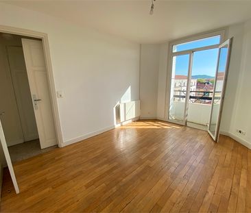 Location Appartement 2 pièces 41m² - Photo 2