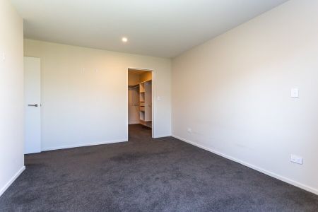 Lovely 3 bedroom family home in Silverstream! - Photo 4