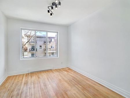 5044 4e Avenue - Photo 4