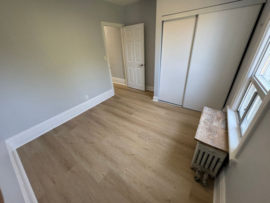 For Lease - 618 Bathurst Street Unit# 203, Toronto, Ontario - Photo 1