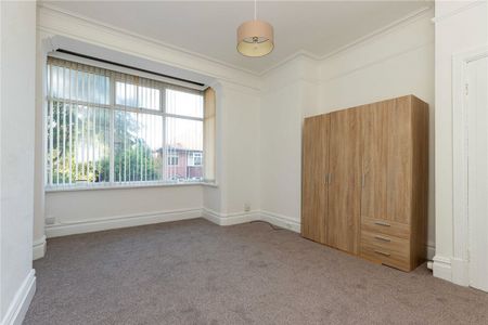 Grosvenor Gardens, Newcastle, Staffordshire, ST5 - Photo 3
