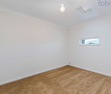 Two storey two bedroom apartment one block from Newcastle Beach! - Photo 3