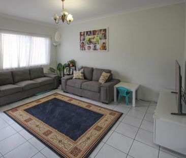 2/69 Douglas Street, 4120, Greenslopes Qld - Photo 3