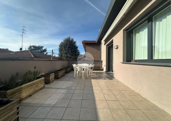 Porzione di bifamiliare in affitto