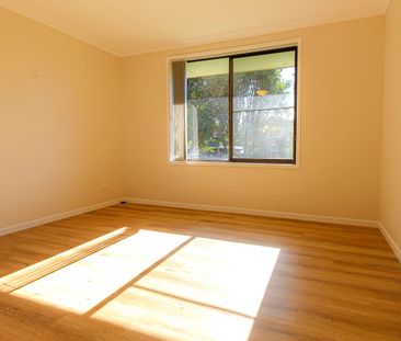 BRIGHT, BRICK BEAUTY - Photo 6