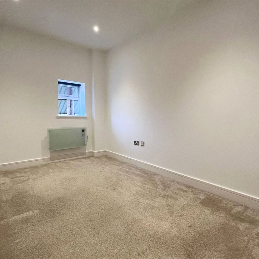 Bartley Way, Hook, Hampshire, RG27 - Photo 1