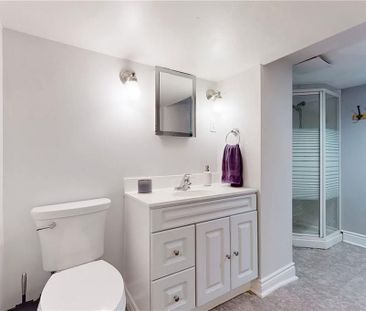 For Lease - 925 Kingsway Drive Unit# Basement, Burlington, Ontario - Photo 2