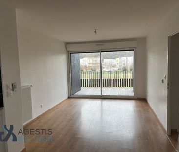 Location Appartement 2 pièces 46m² CORNEBARRIEU 31700 - Photo 2