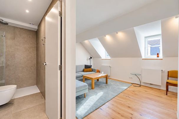 Appartement te huur - foto 1