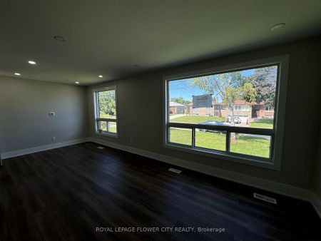 For Lease - 221 Acton Avenue, Toronto, Ontario - Photo 2