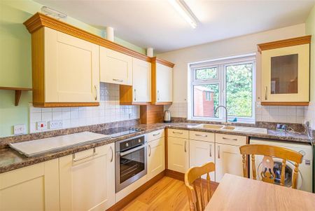 2 bedroom detached bungalow to rent - Photo 4