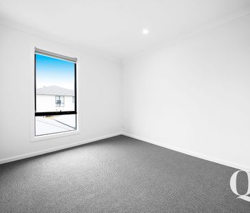 10 Filly Walk, Fraser Rise, Vic 3336 - Photo 3