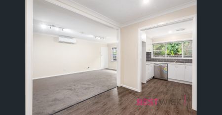 Renovated 4 Bedroom Home in prime CBD location - Photo 2