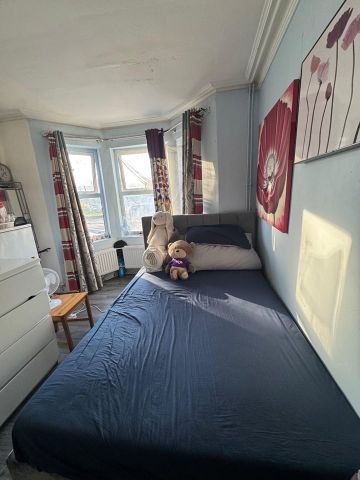 Room in a Shared House, Windmill Road, LU1 - Photo 2