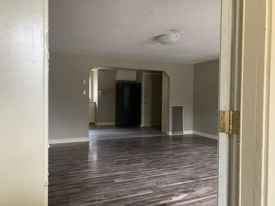 Main Floor Suite Located in Waskasoo!! - Photo 1