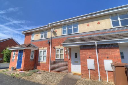 Poplar Avenue, Wyre Piddle - Photo 2