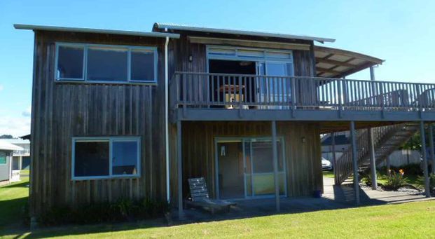 300B MARY ROAD, WHANGAMATA - Photo 1