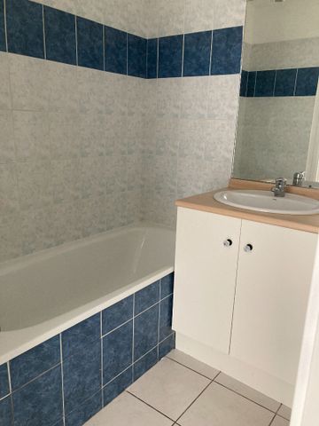 Location Appartement 2 pièces 46m² - Photo 3