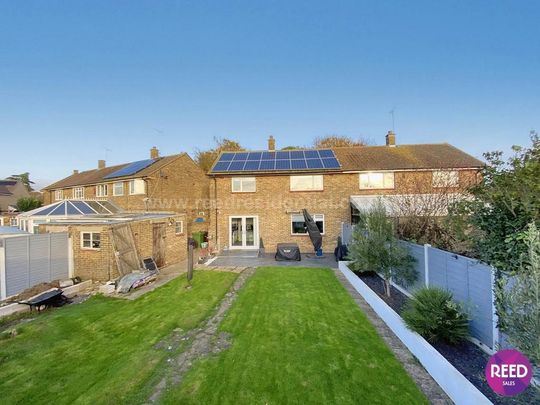 3 bedroom semi-detached house to rent - Photo 1