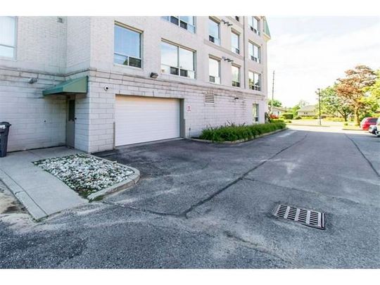 For Lease - 405 Erb Street Unit# 305, Waterloo, Ontario - Photo 1