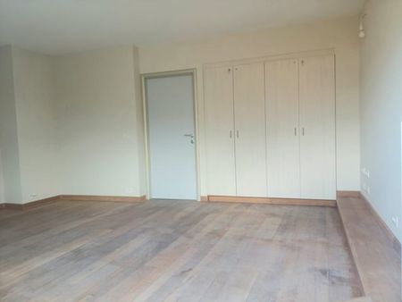 Appartement te huur - Foto 2