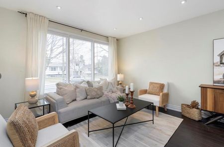 For Lease - 298 West 18th Street Unit# Main, Hamilton, Ontario - Photo 2