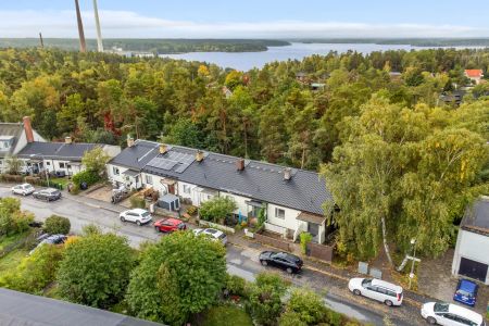 Spireabågen, Hässelby - Photo 3