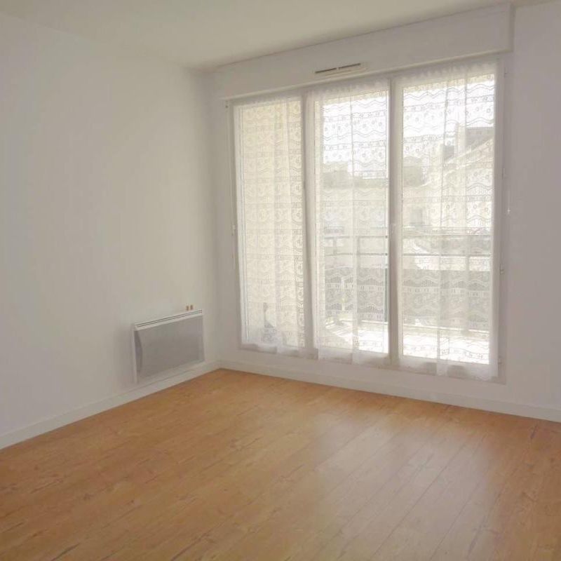 Location Appartement 2 pièces 45m² ST CYR SUR LOIRE 37540 - Photo 1