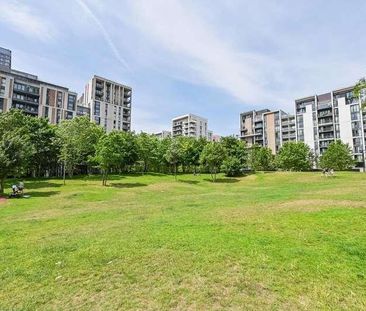 Victory Parade, Stratford, E20 - Photo 5