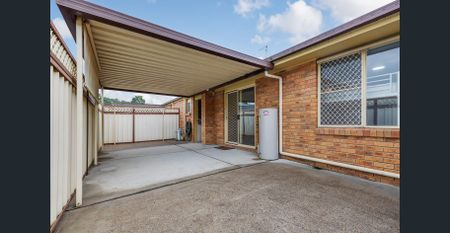 Quiet Villa Living! - Photo 3