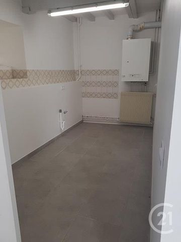 Location Maison 4 pièces 120m² ORTHEZ 64300 - Photo 5