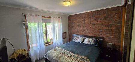 Two bedroom unit - Photo 2