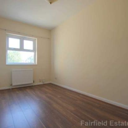 2 bedroom property to rent in Watford - Photo 1