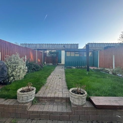 LEE CHAPEL NORTH, BASILDON - Photo 1