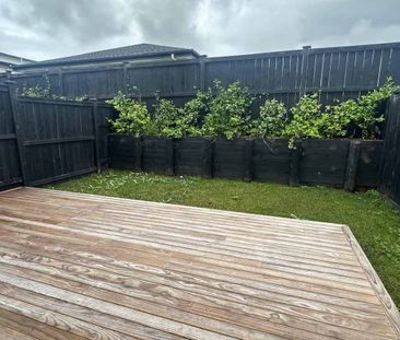 Brand New 3 Bedroom in Milldale! Walk to School! - Photo 5