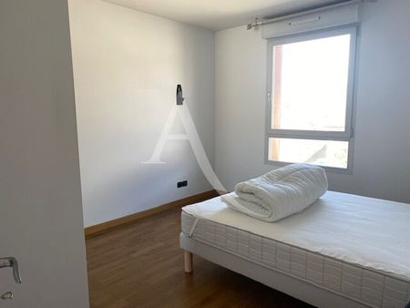 Location Appartement 3 pièces 66m² - Photo 4