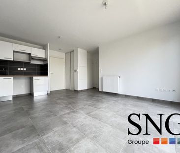 T2 AVEC TERRASSE + JARDIN + PARKING SOUS-SOL - Photo 2