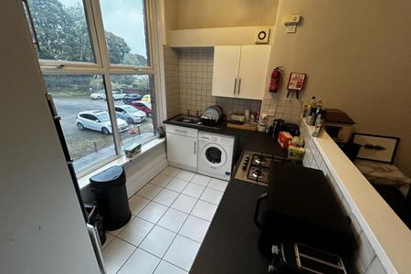 148 Otley Road, - Photo 2