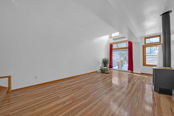 For Lease - 14 Bright Street Unit# Unit #1, Toronto, Ontario - Photo 1