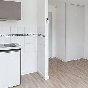 Location Appartement 1 pièce 18m² - Photo 2