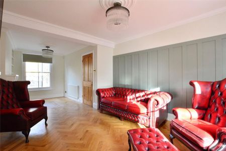 3 bedroom end of terrace house to rent - Photo 3