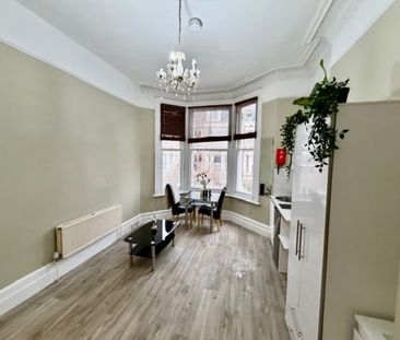 1 Bed Flat, Matheson Road, W14 - Photo 6