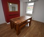 2 bed House - Mid Terrace for Rent - Photo 6
